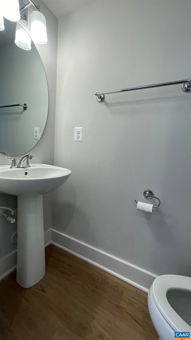 Photo - 809 Wesley Ln