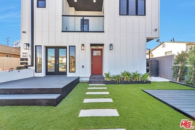 Photo - 3141 S Halm Ave