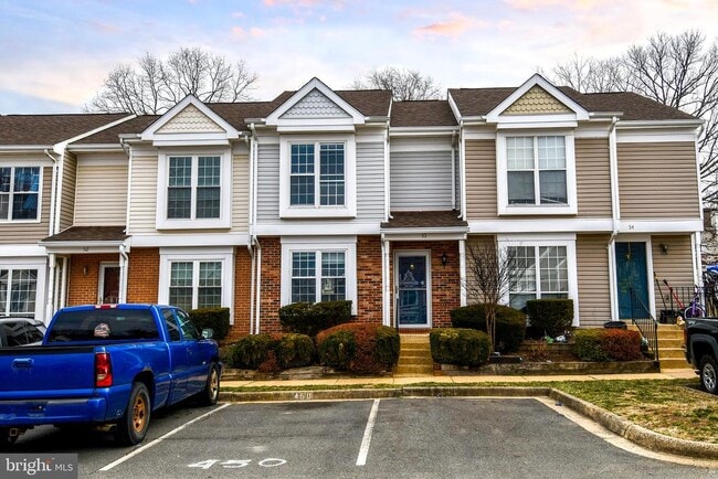 Photo - 53 Essex Square Townhome