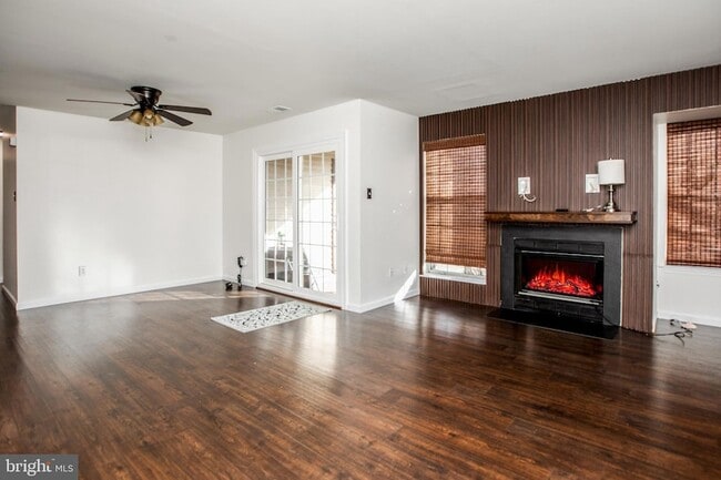 Photo - 297 Andover Pl Unit 297