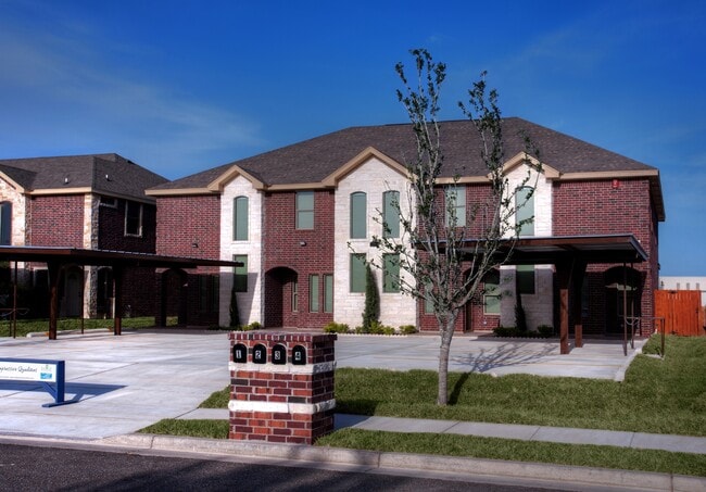 Photo - 211 S 48th Ln
