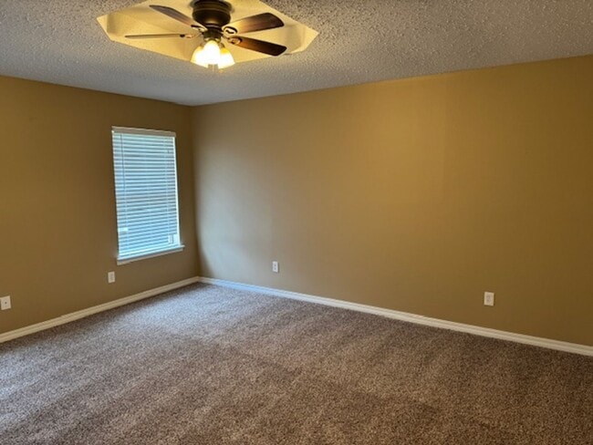 Photo - 5331 Lauri Ln