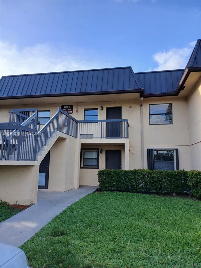 Building Photo - 9141 NW 1st Ct Unit 204