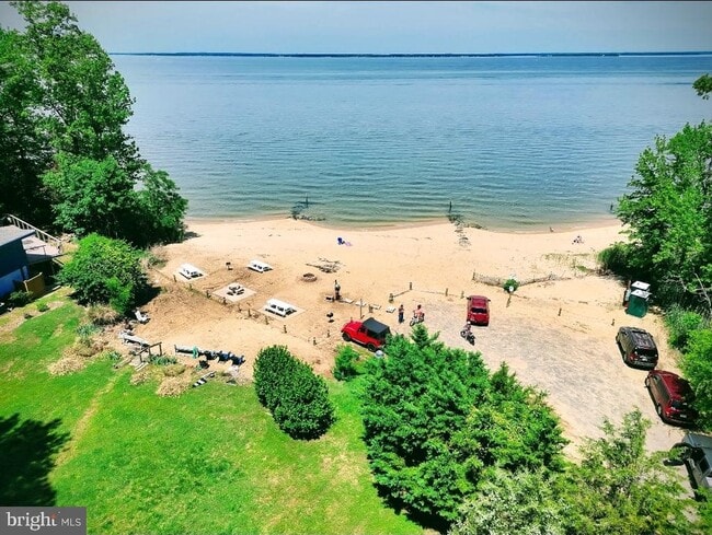 Photo - 2492 N Independence Dr