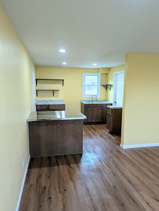 Photo - 1220 Jacobson Ave