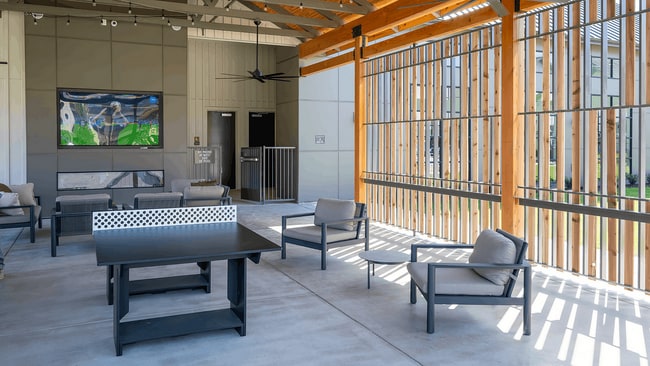 Outdoor Pool Lounge