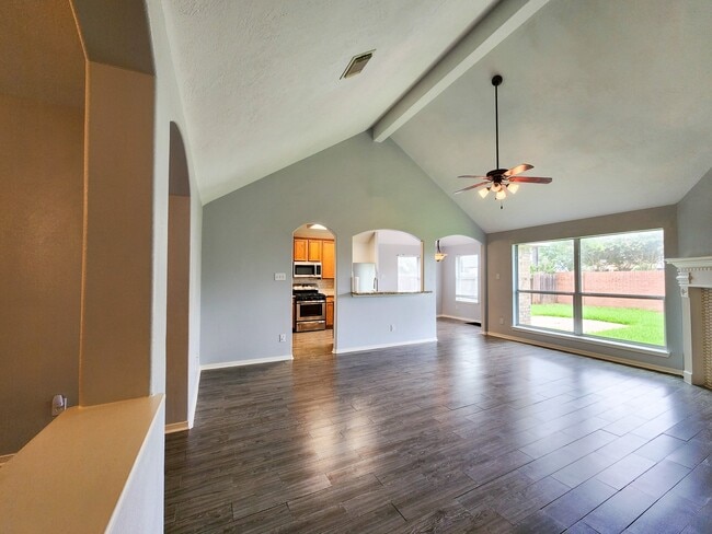 Photo - 11902 White Water Bay Dr