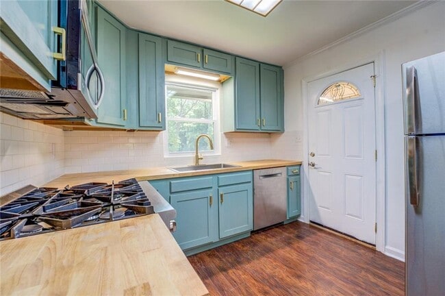 Photo - 1288 Elva Dr SW