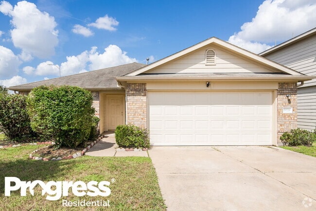 Building Photo - 19726 Coldfield Dr Rental