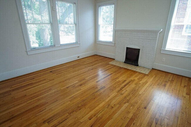 Photo - 3014 Kershaw St Unidad 3