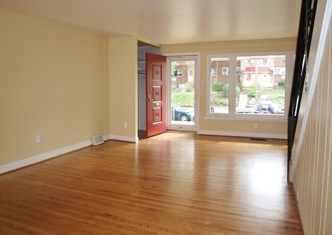 Photo - 5411 Houghton Pl