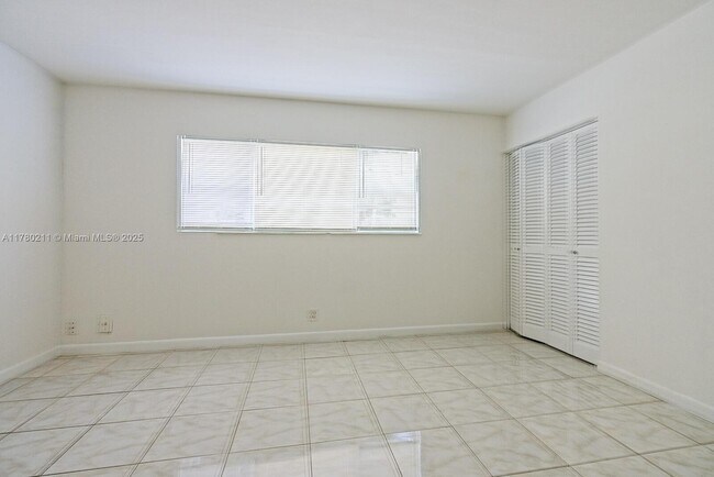 Photo - 270 Layne Blvd