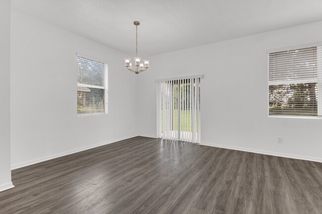 Photo - 2280 Betsy Ross Ln Unidad na