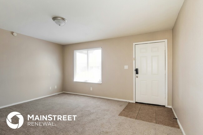 Photo - 4228 N 85th Dr