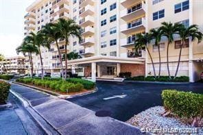 Photo - 401 Golden Isles Dr Unit 901