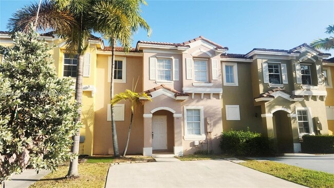 Building Photo - 741 SE 2nd St