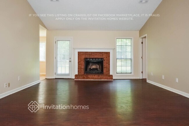 Photo - 213 Northbridge Dr