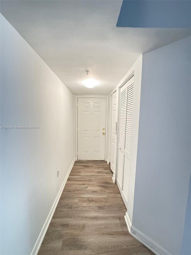 Photo - 2549 Centergate Dr Unit 106