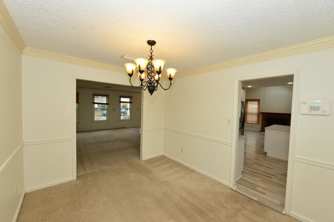 Photo - Gourmet Kitchen!