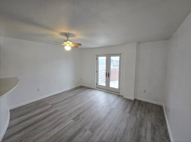 Photo - 165 Cottage St Unit 706