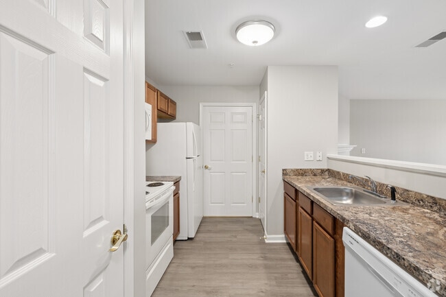 The Bennington 2BR, 2BA - 1,080 SF - Kitchen
