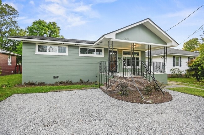 Building Photo - 3831 Hottinger Ave