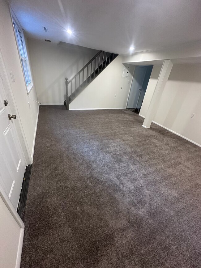 Fotografía del edificio - 105 Red Mill Rd Unidad #2