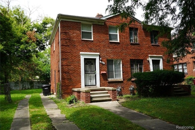 Building Photo - 16145 Baylis St