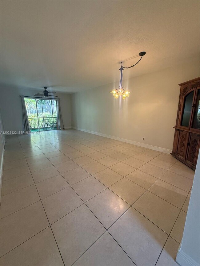Photo - 5080 SW 64th Ave Unit 104