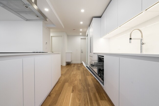 Photo - 265 Russell Hill Road Unit 205