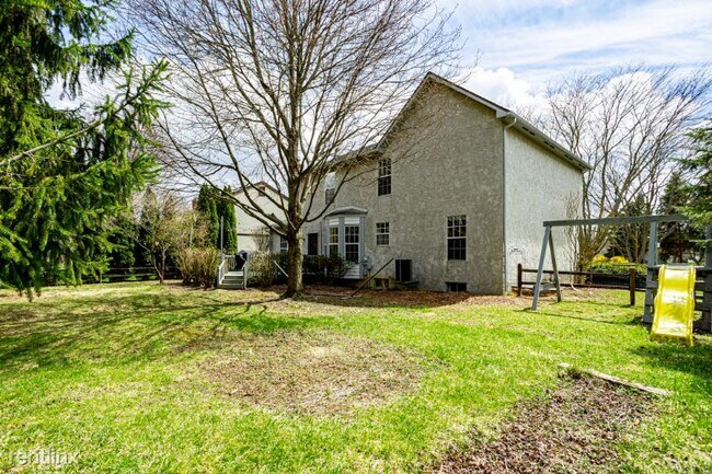 Photo - 5 br, 3.5 bath House - 5888 Tara Hill Dr