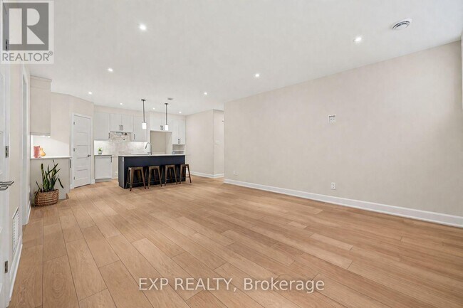 Photo - 448 Falcon Ln