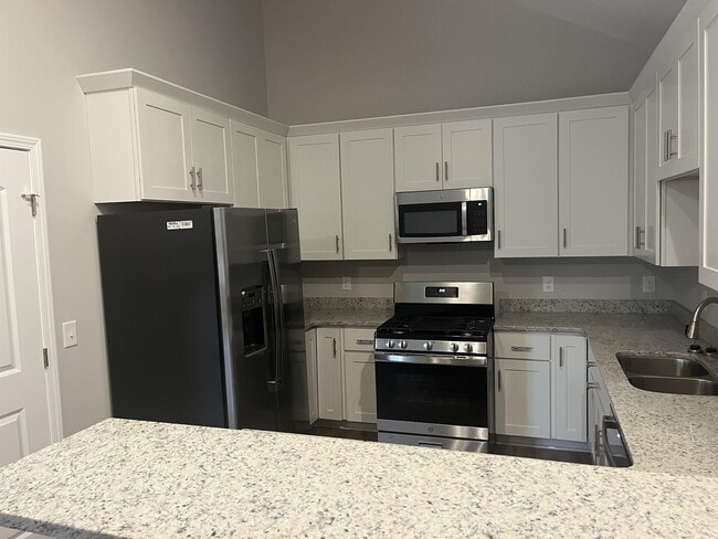 Photo - 2008 Briarwood Dr