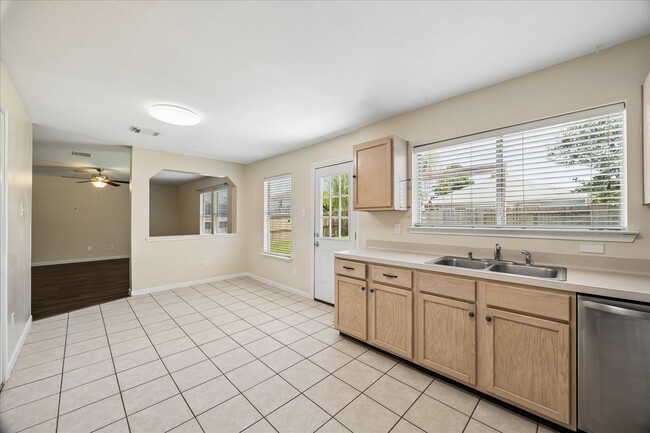 Photo - 21914 Willow Downs Dr