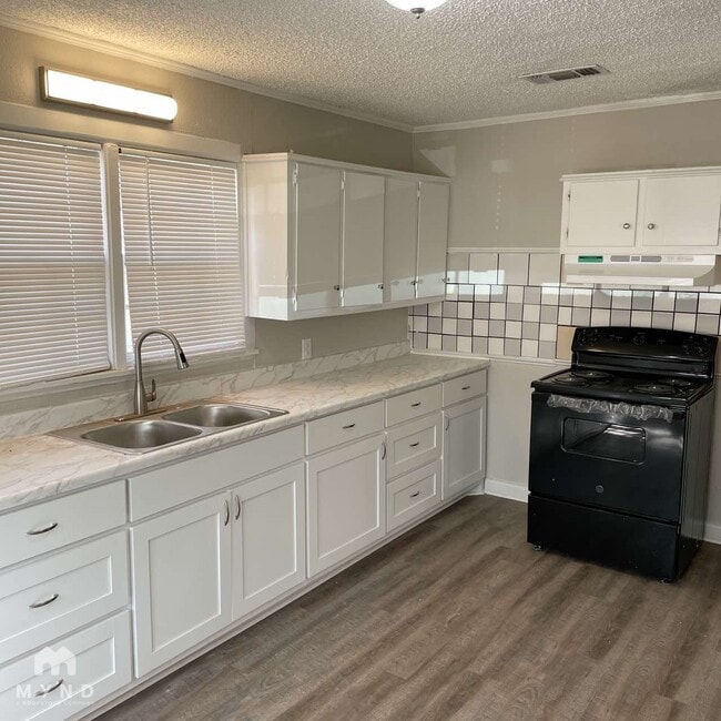 Photo - 1524 27th St