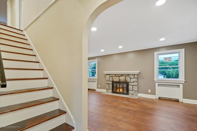 Photo - 407 Redmond Ave