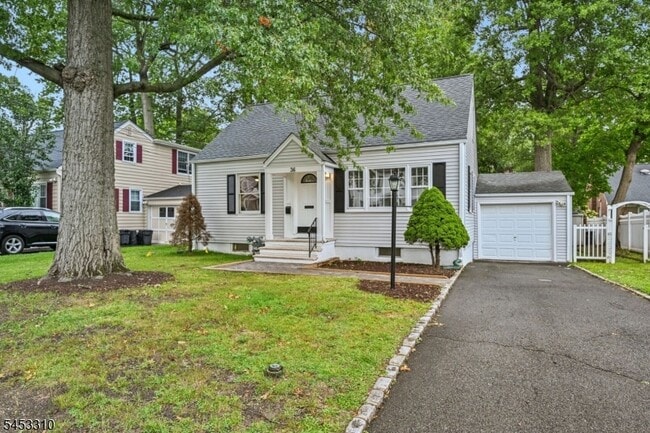 Photo - 36 Webster Ave