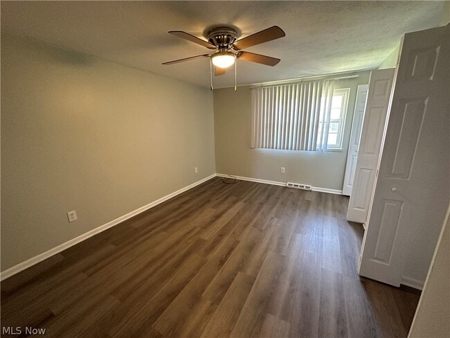Photo - 31624 N Marginal Dr Unit D