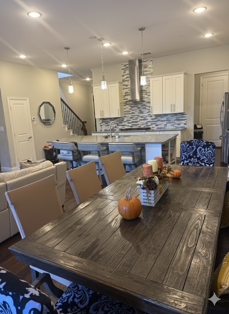 Photo - 557 Reale Dr Casa Adosada