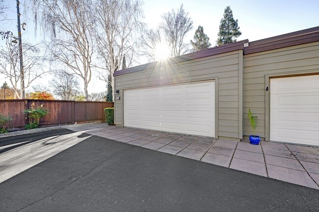 Photo - Beautiful Townhome in the Heart of Pleasanton