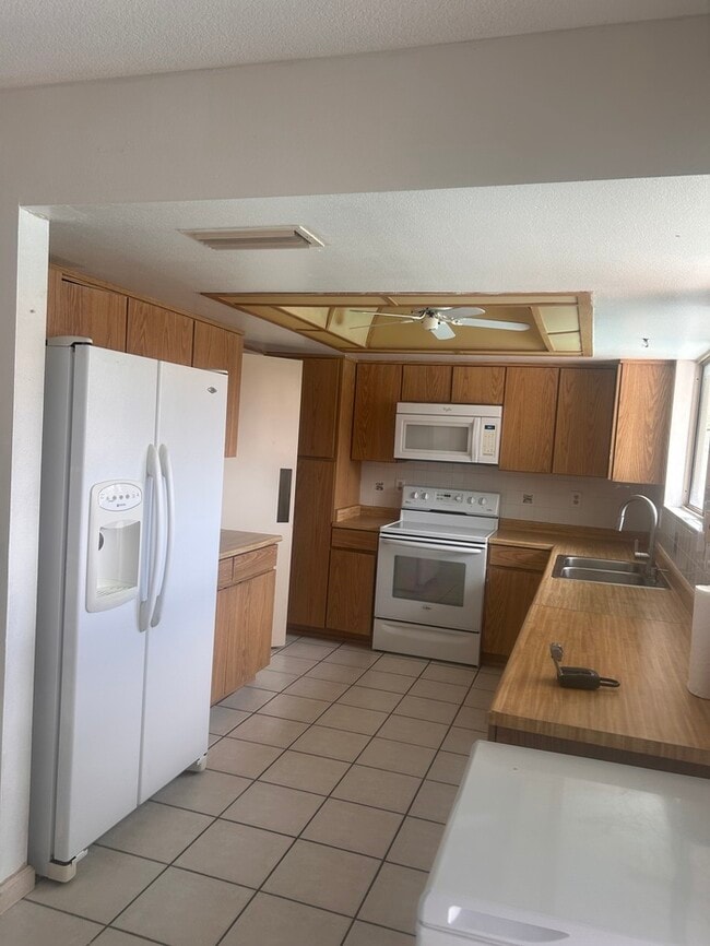 Photo - 2407 W Le Marche Ave