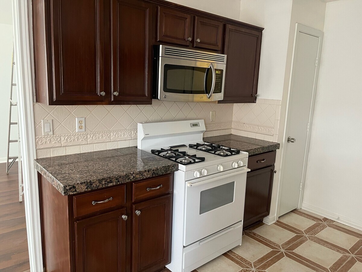 Photo - 17035 Judyleigh Dr