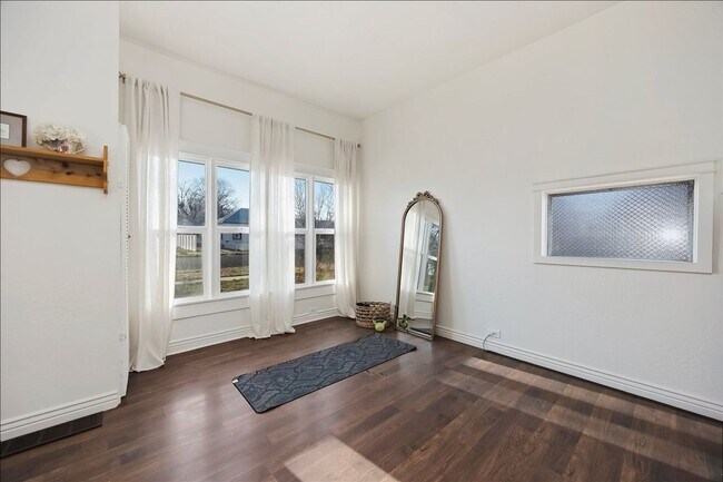 Photo - 520 5th Ave N Unit 520 5th Ave N,  A