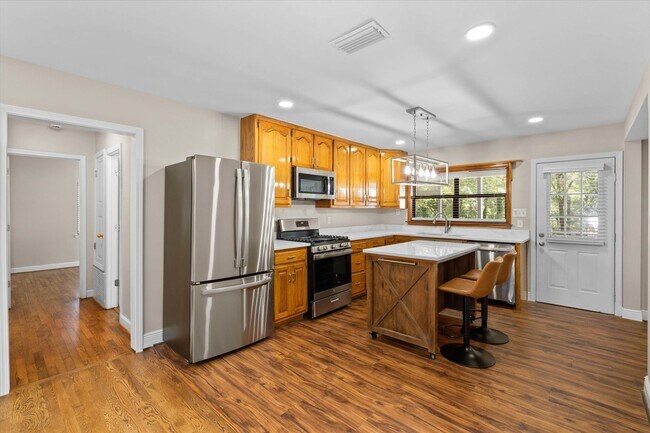 Photo - COMPLETELY REMODELED WITH RV/BOAT SHELTER