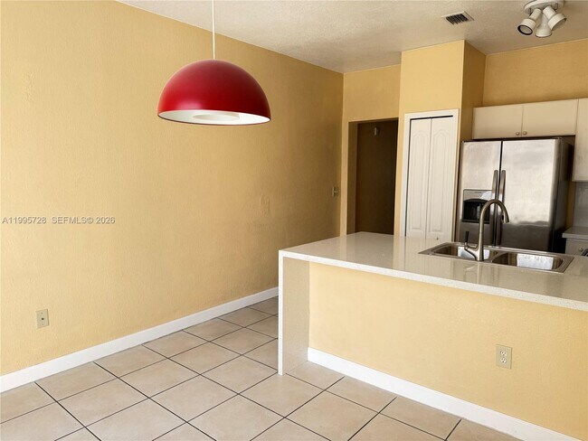 Photo - 7080 NW 177th St Unidad 209-13