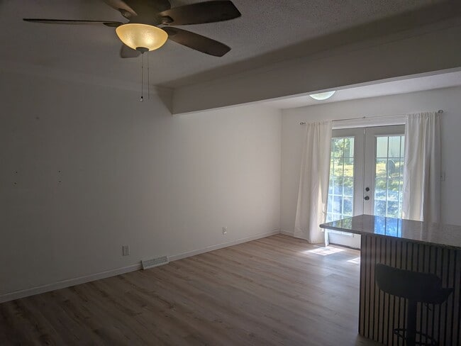 1901 S Trails Terrace