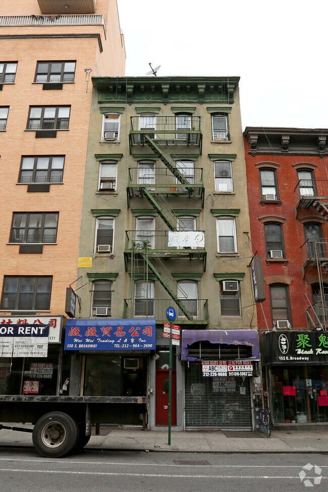 Photo - 150 E Broadway