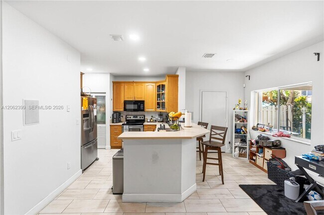 Photo - 1844 SW 102nd Way