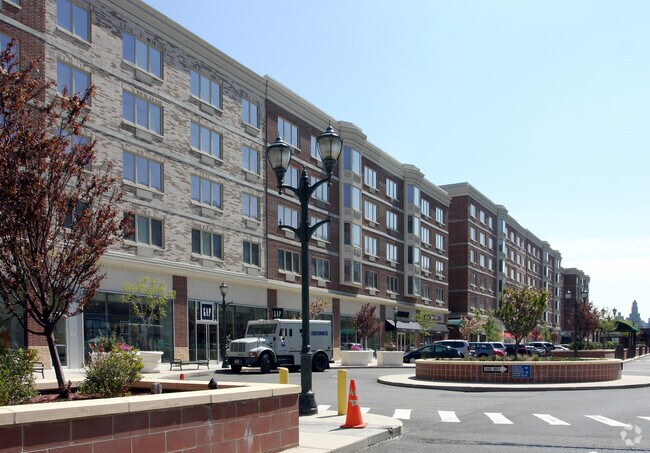 Photo - The Peninsula at City Place