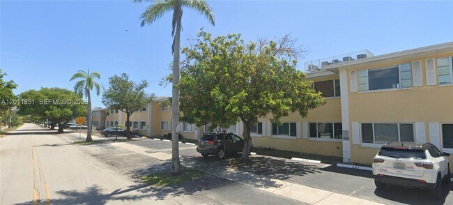 Photo - 5840 NE 22nd Way Unidad 728